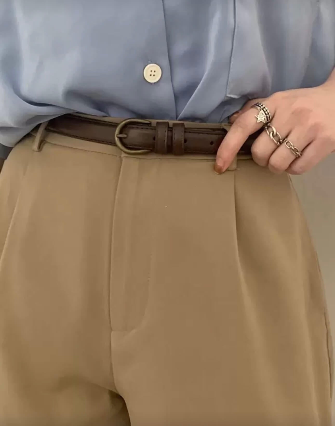 حزام بني غامق