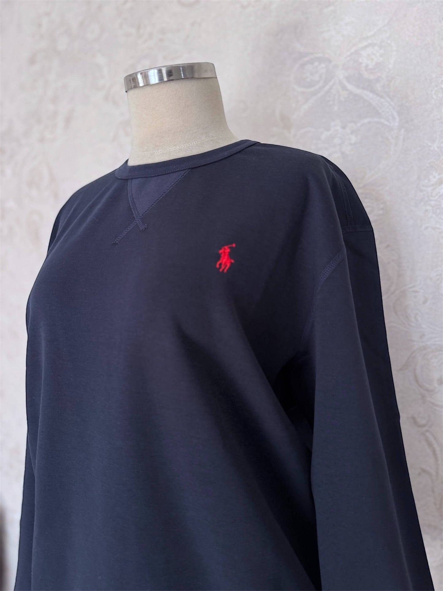 سويتر بولو اصلي نيلي يونيسكس unsex sweater