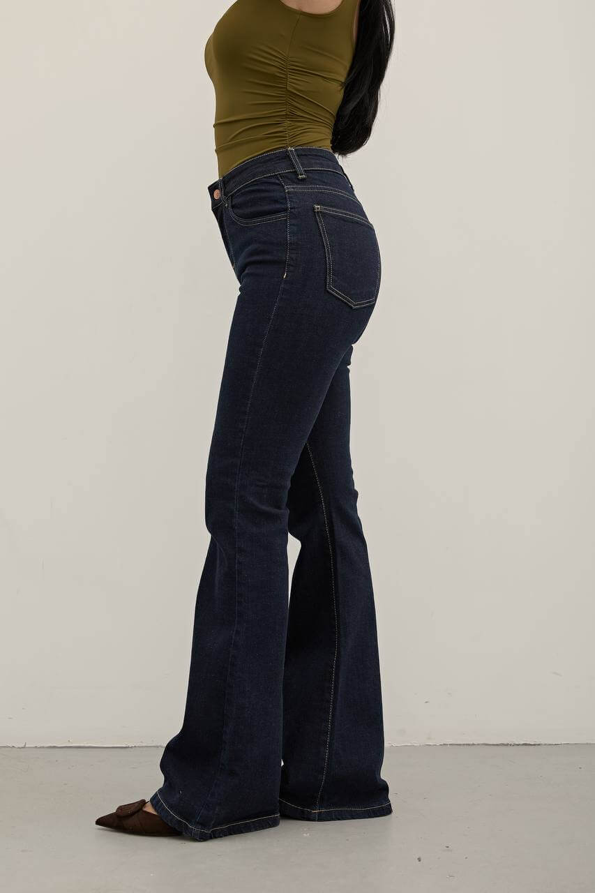 جينز فلاري ازرق غامق - flare jeans dark blue 1428