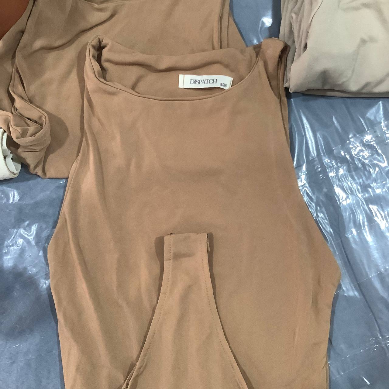 بدي سوت بيجي غامق C1