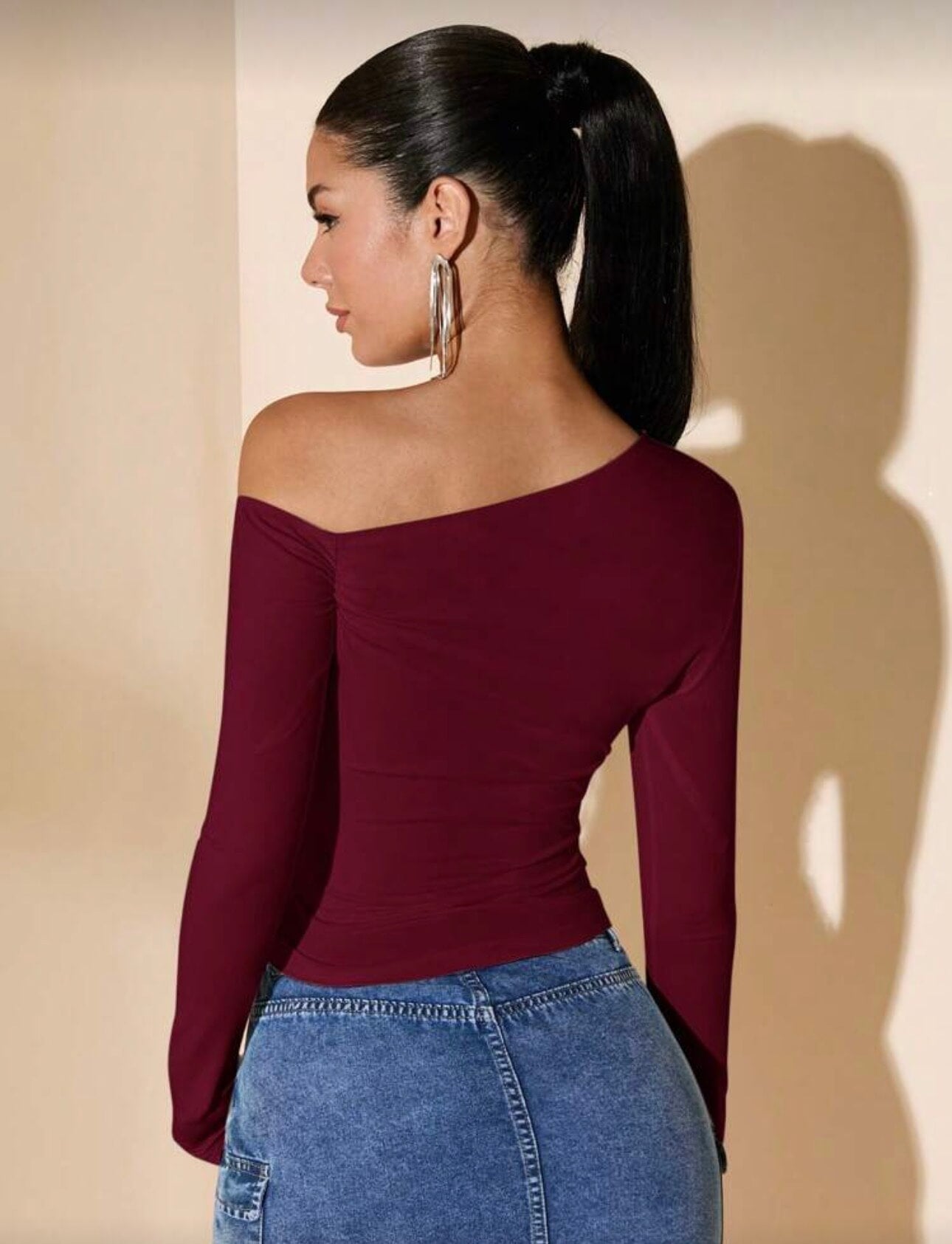 توب ون شولدر اكمام طويله - برغندي ماروني