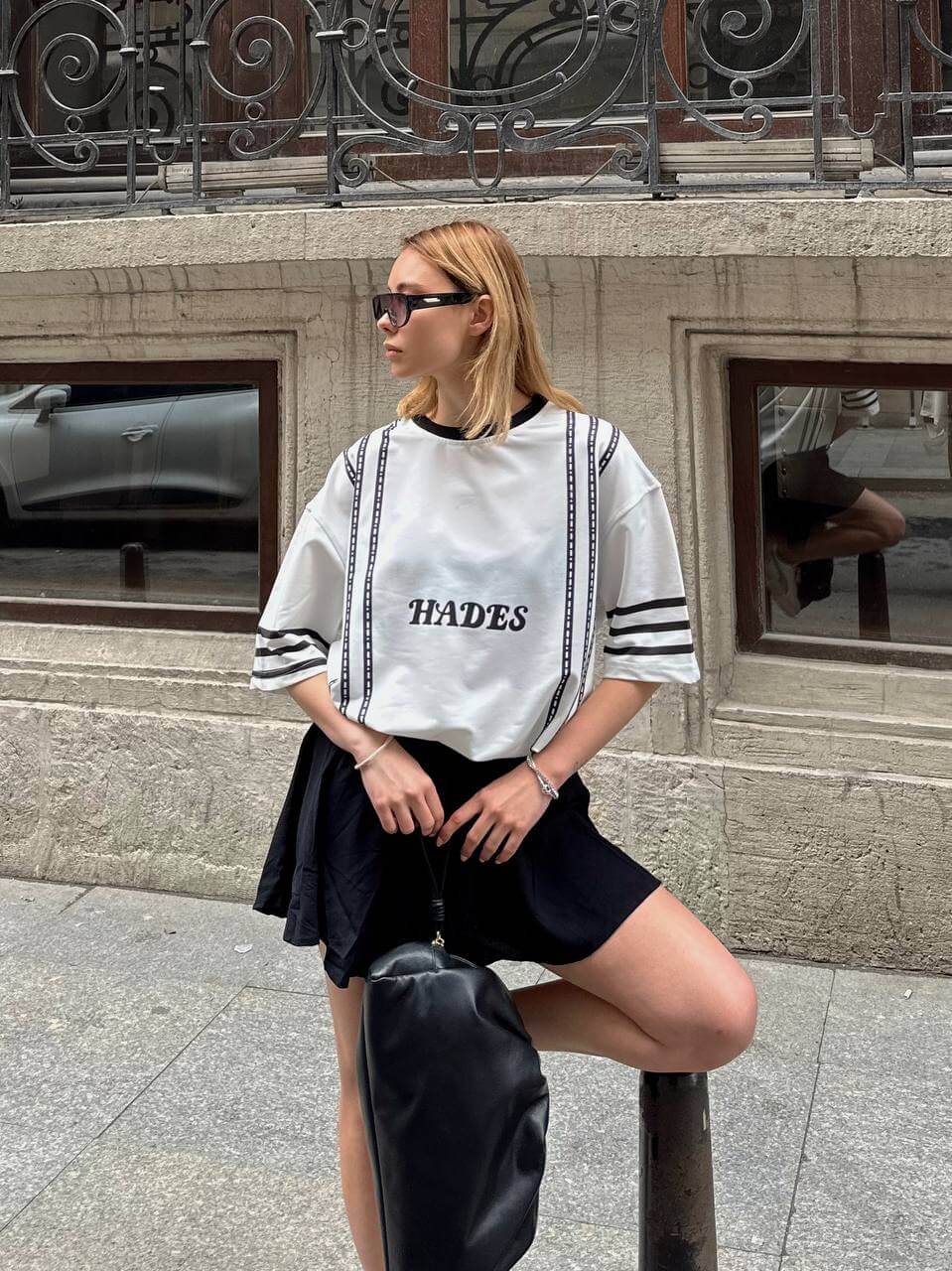 تي شيرت HADES ابيض