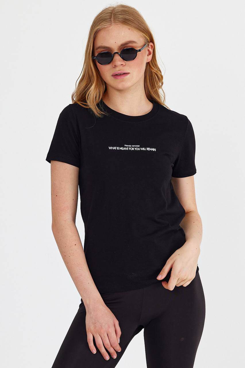 FRIENDLY REMINDER تي شيرت اسود 