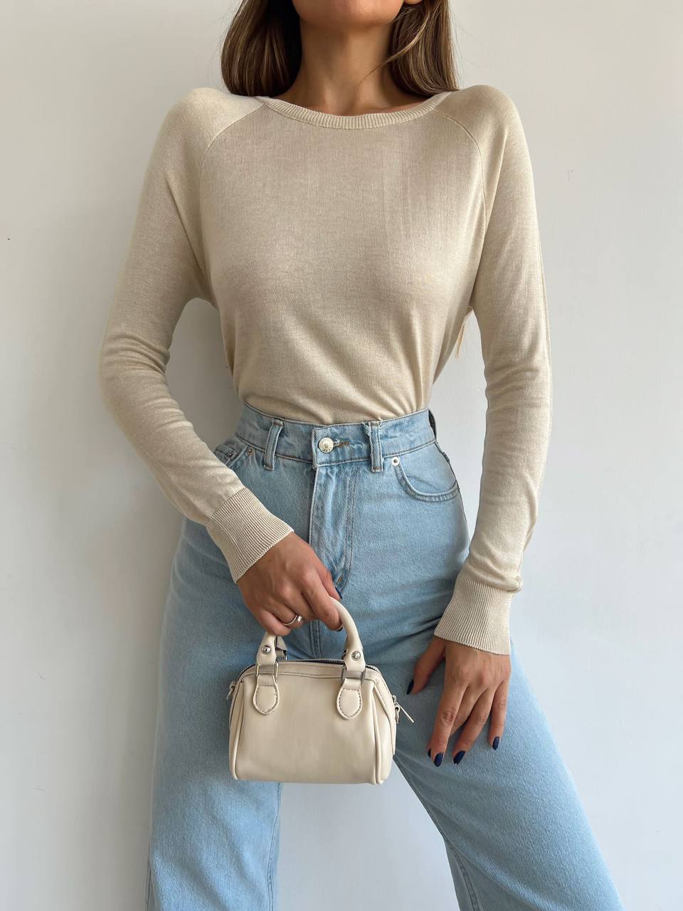 توب بيجي فاتح اكمام طويله long sleeve top light beige 1001