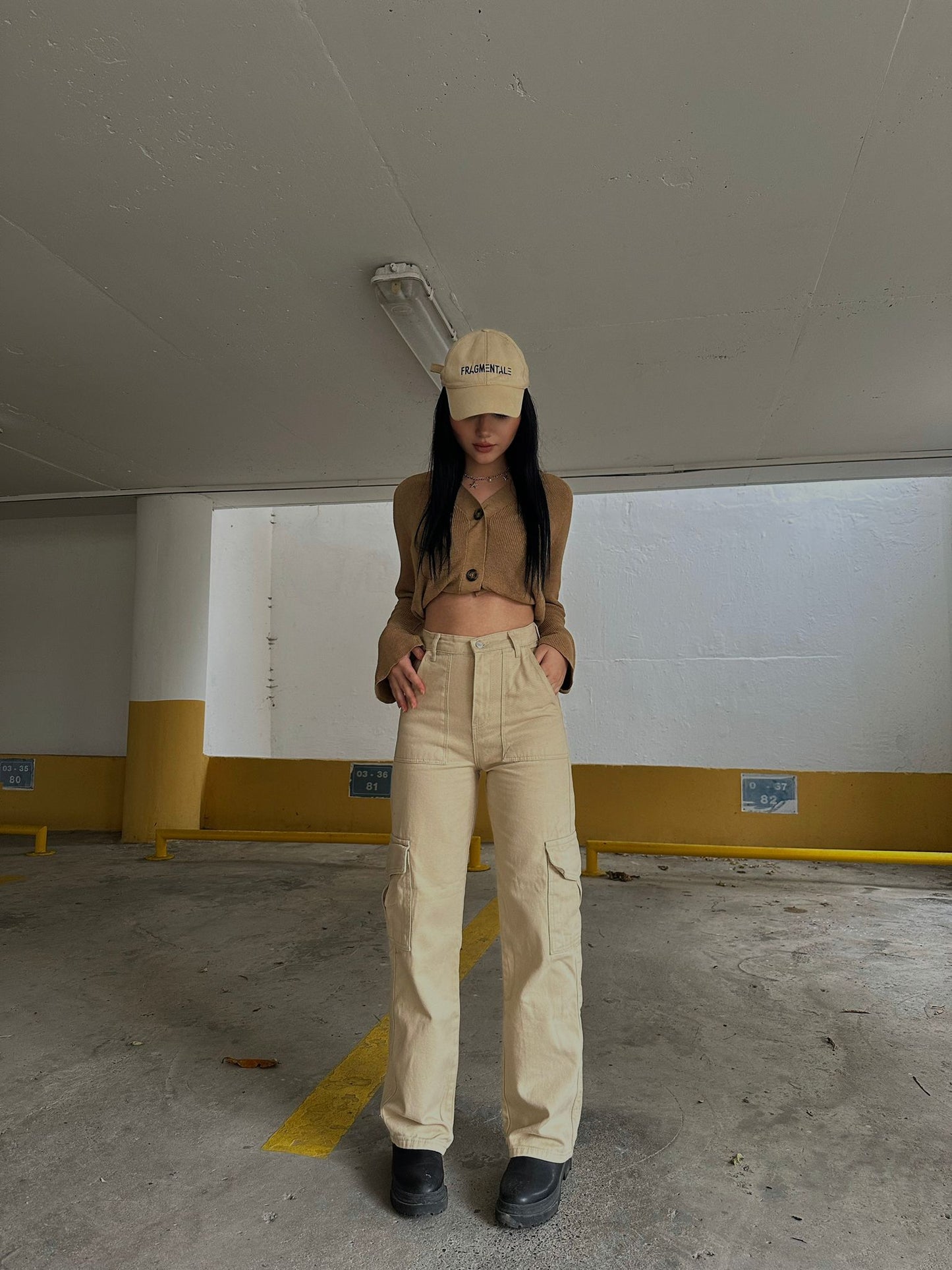 بنطرون بيجي تدرج رقم (1 ) مع جيوب جانبيه كارجو 115 beige pants