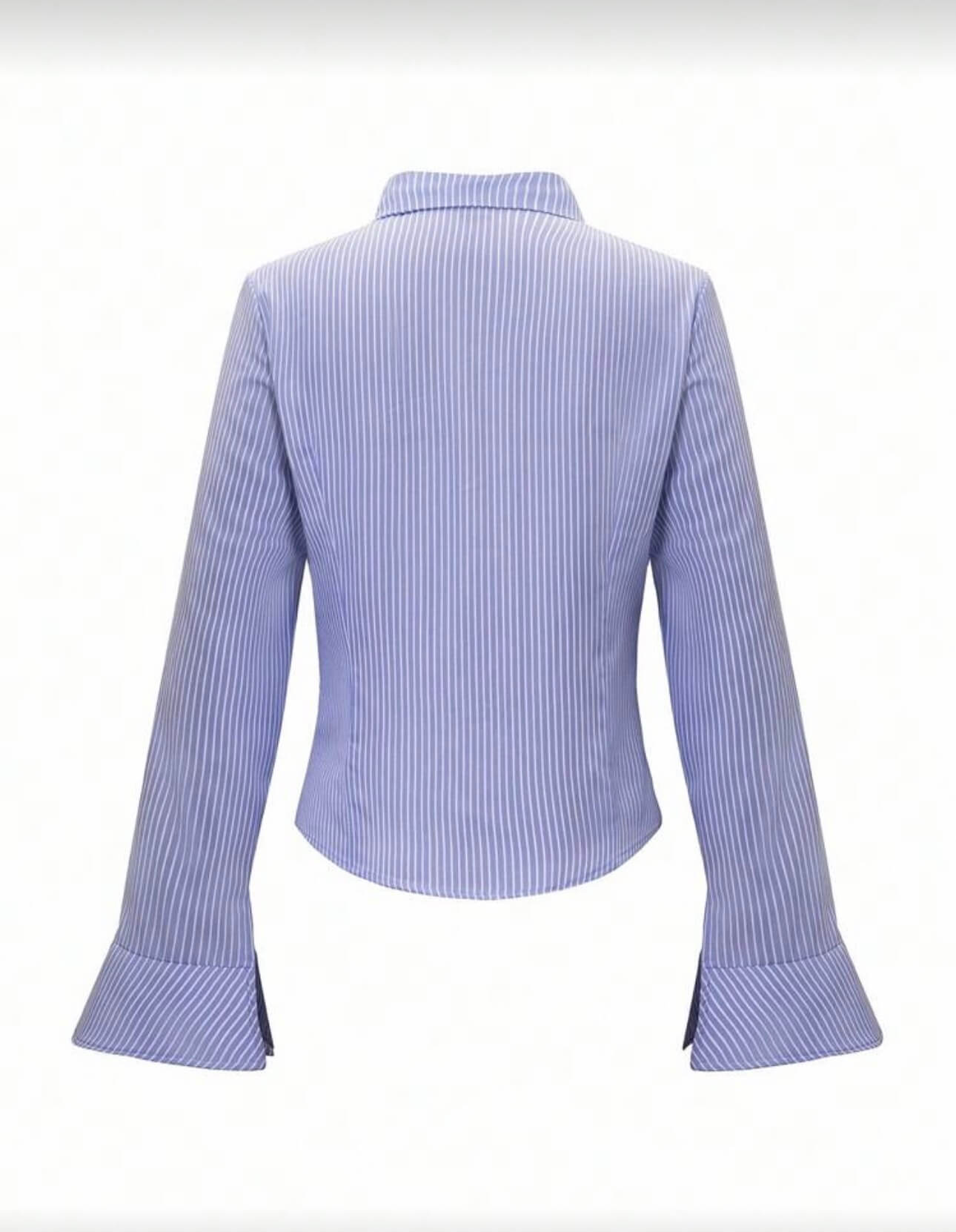 قميص بولو مقلم سمائي وابيض