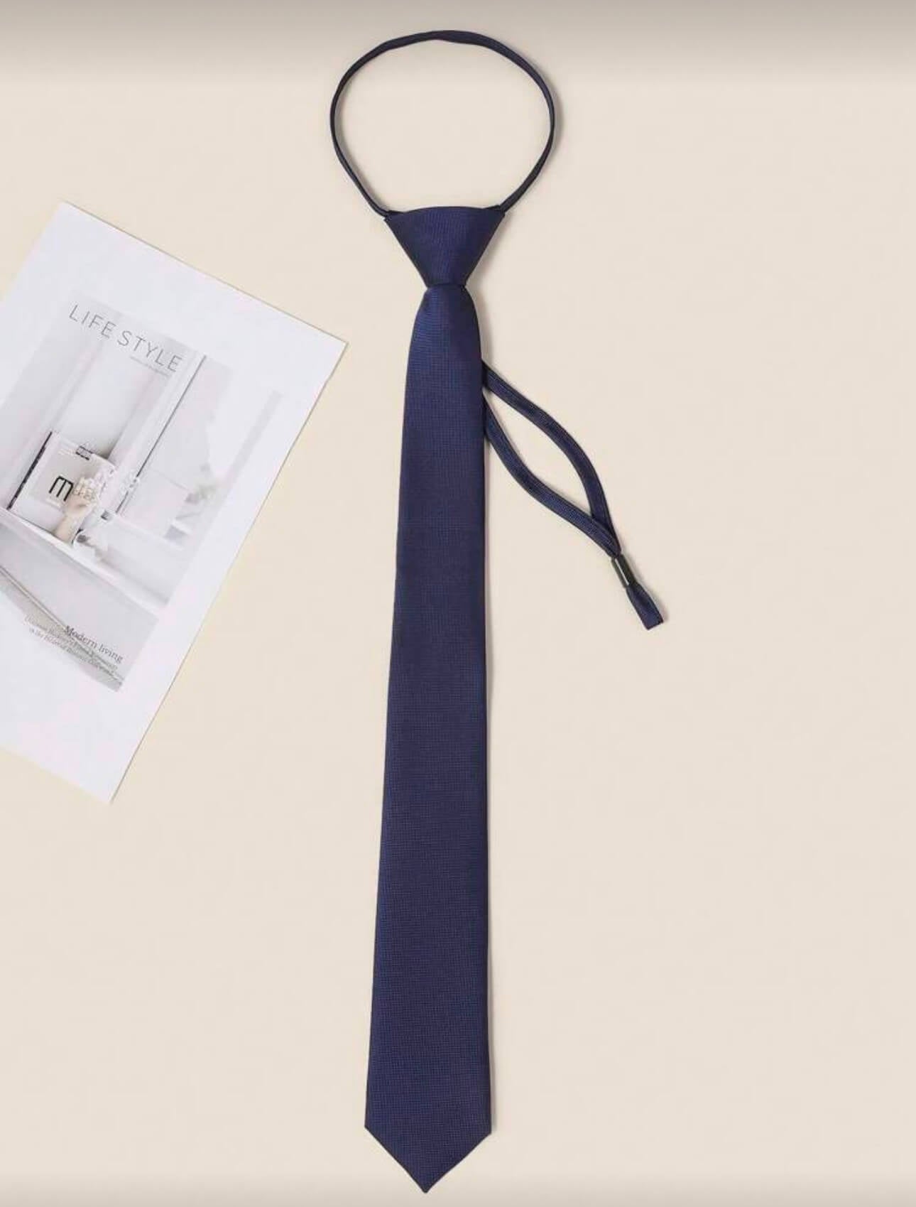 ربطة عنق ساده لون اسود