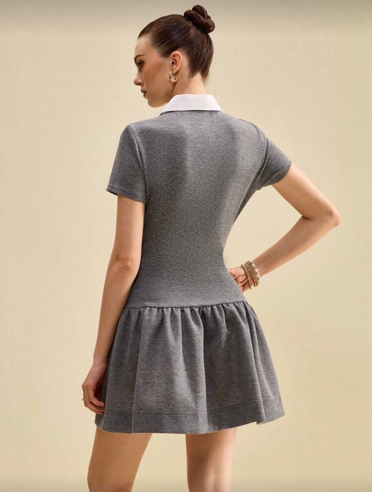 فستان قصير رصاصي مع ياخه