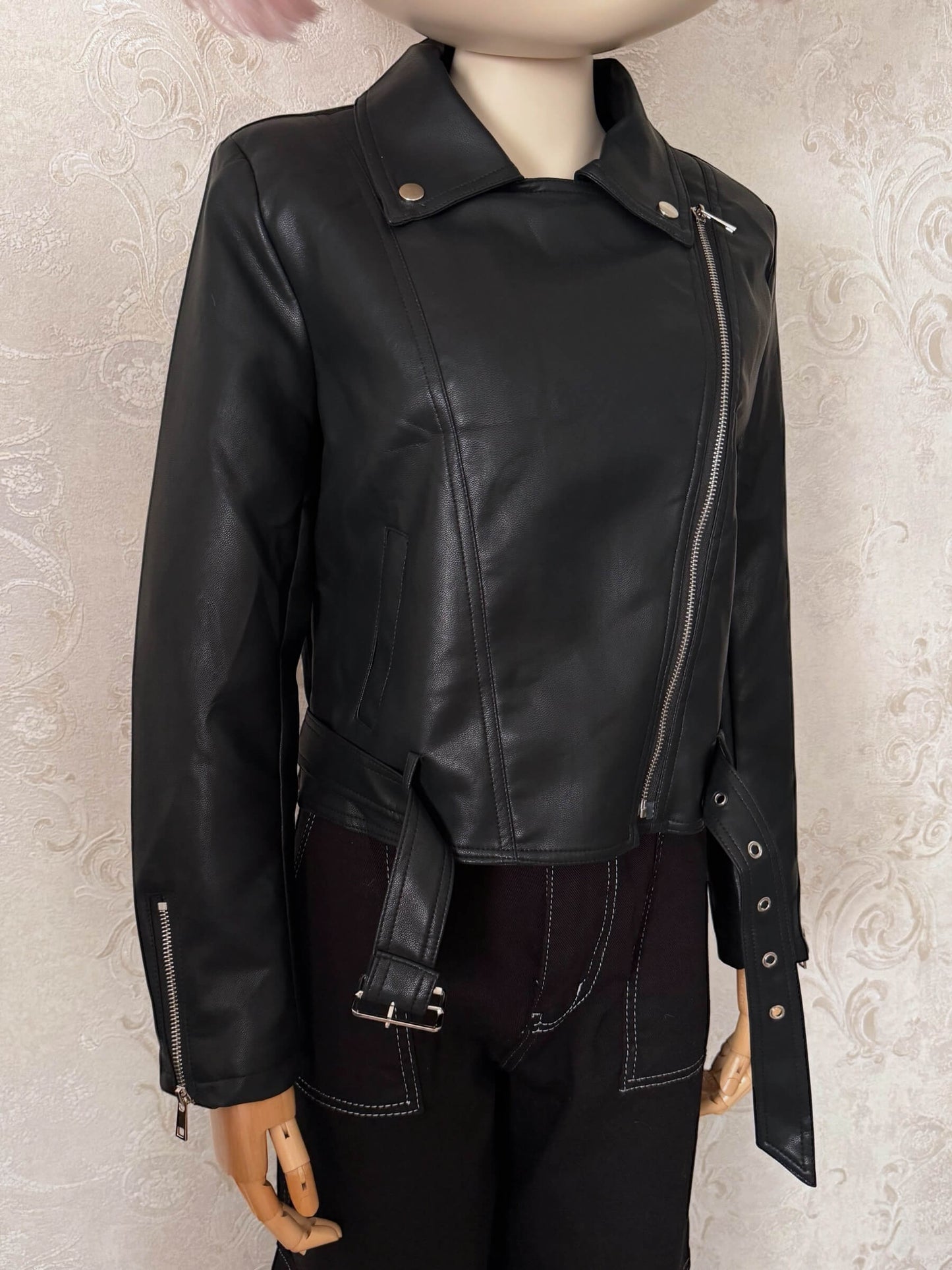 جاكيت جلد leather jacket