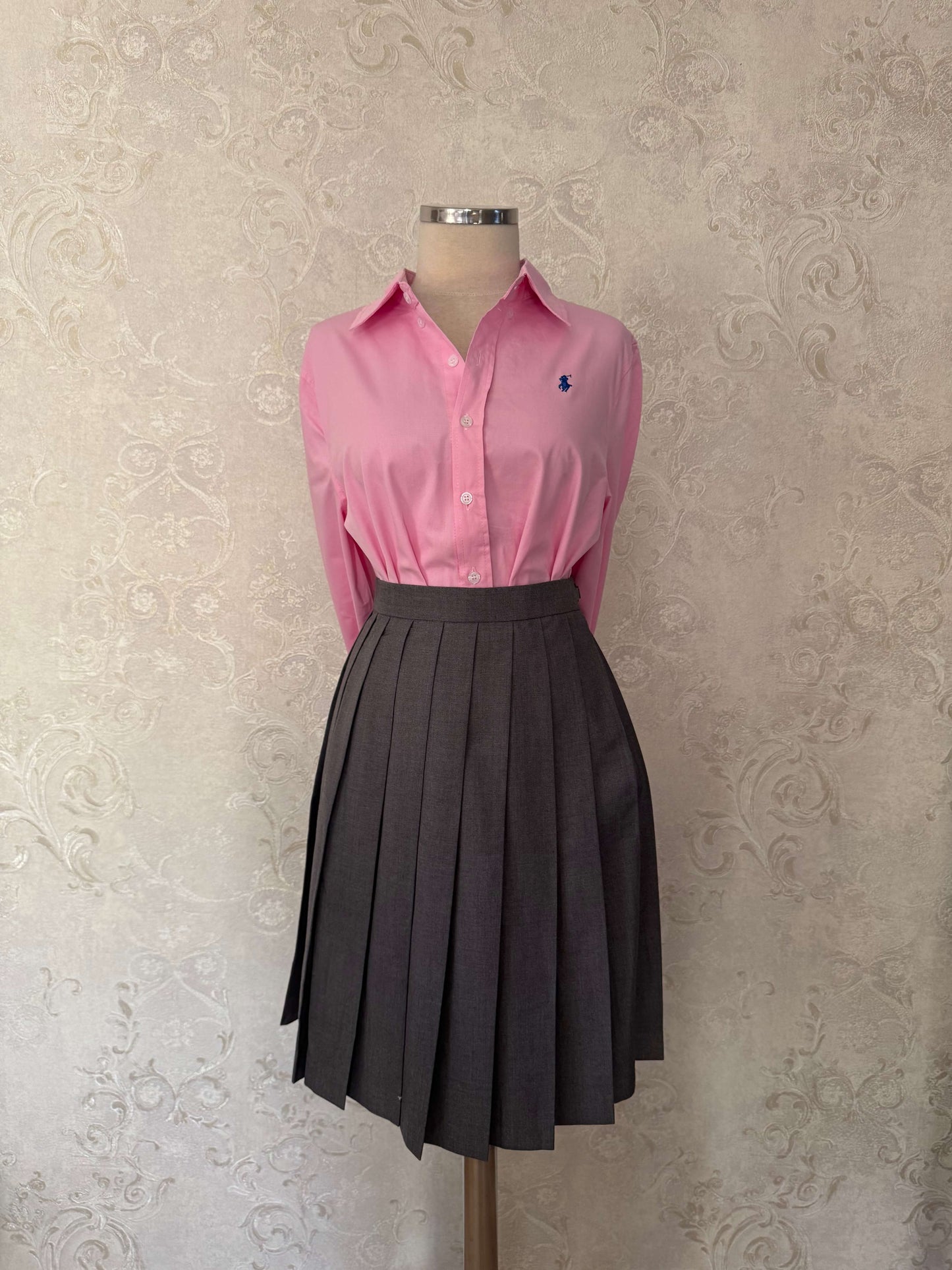 قميص بولو وردي pink polo shirt