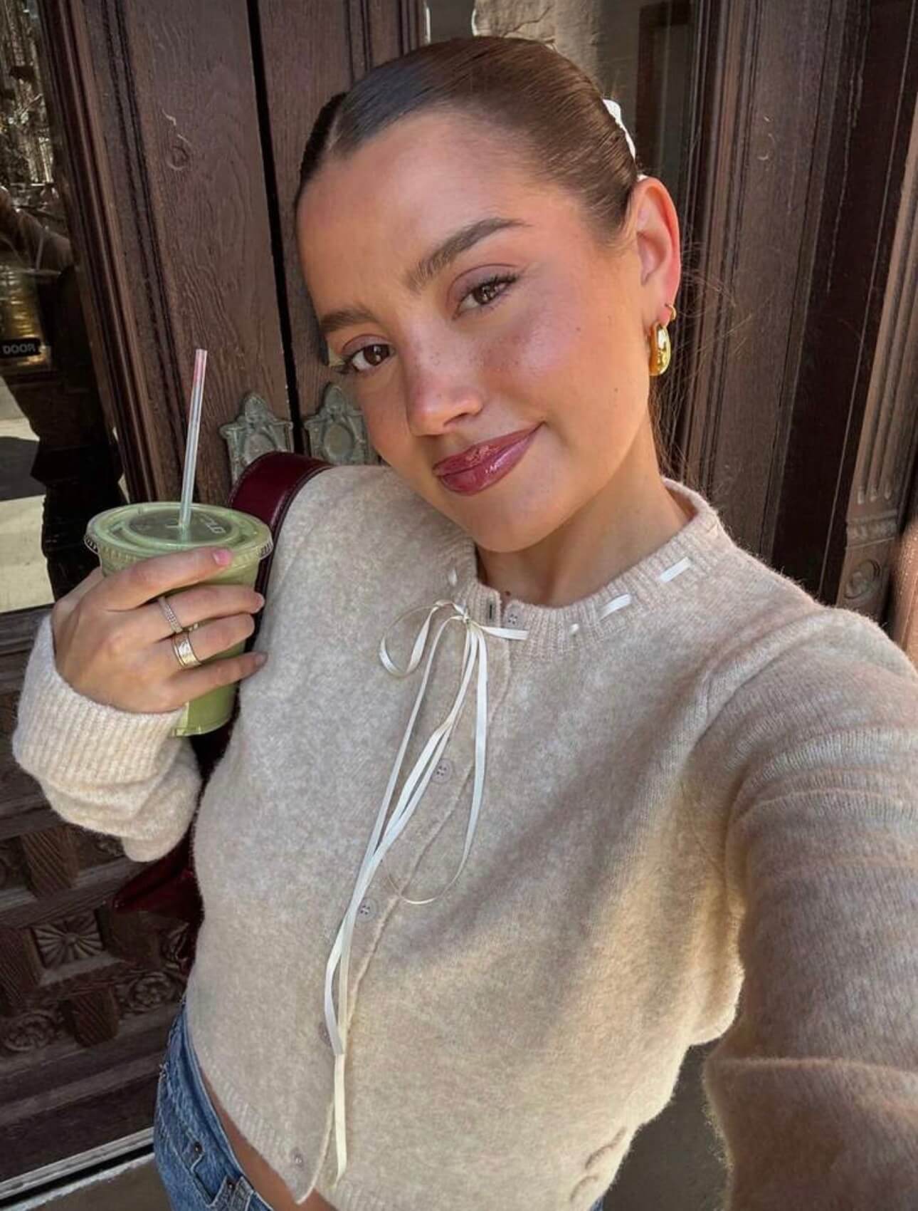 جاكيت صوف بيجي قصير