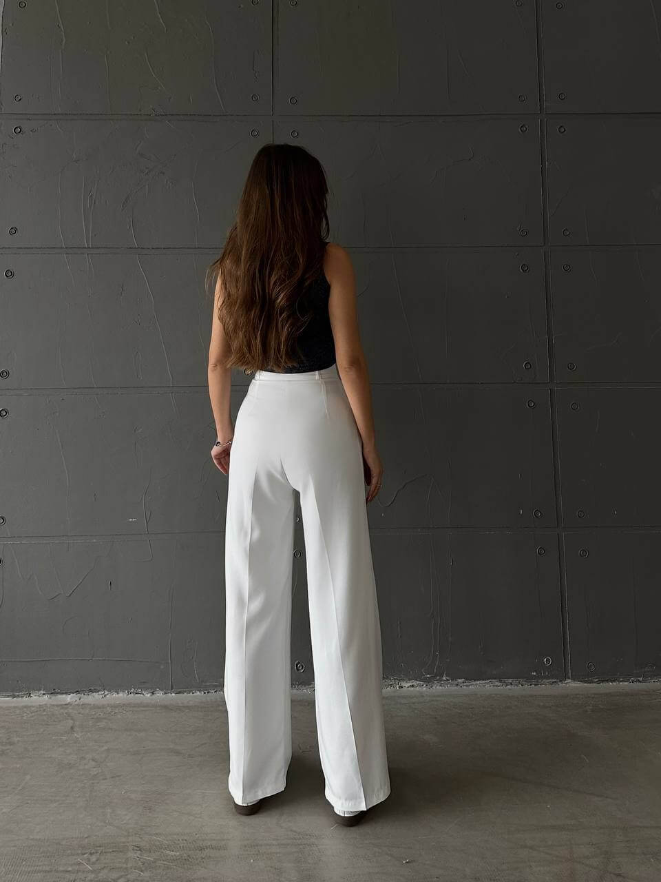 بنطرون قماش ابيض بيسك