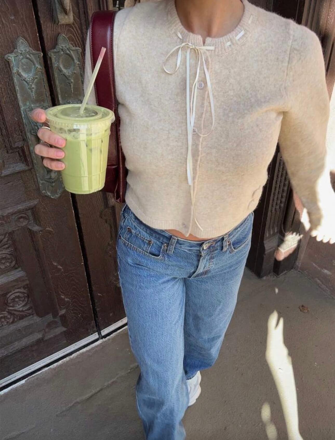 جاكيت صوف بيجي قصير