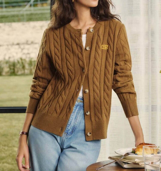 جاكيت حياكه بني