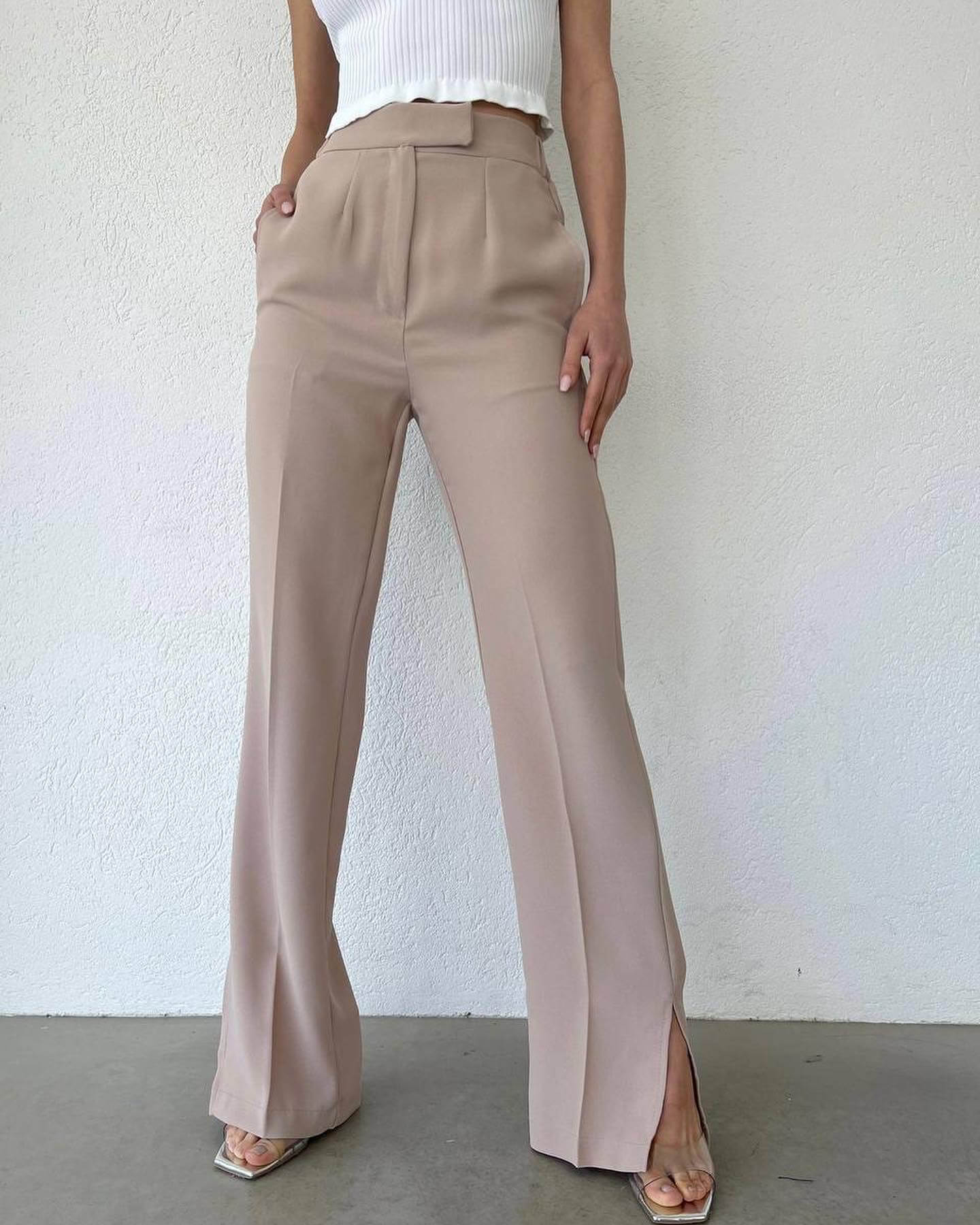 ⁨⁨⁨بنطرون قماش بيجي مع چاكات  112_   Beige pants⁩⁩⁩ C3