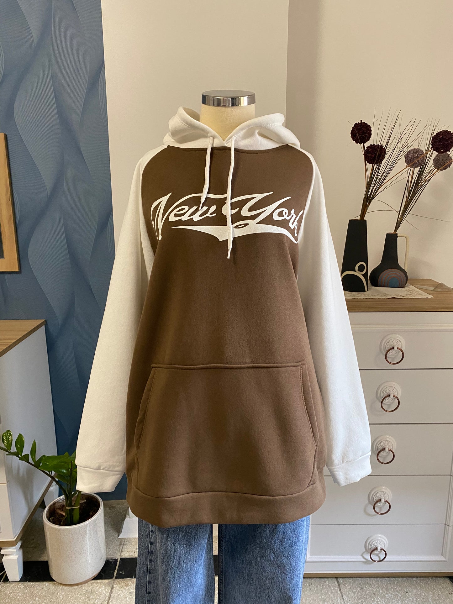 ⁨⁨هودي نيو يورك جوزي وابيض  -new York hoodie ⁩⁩⁩⁩